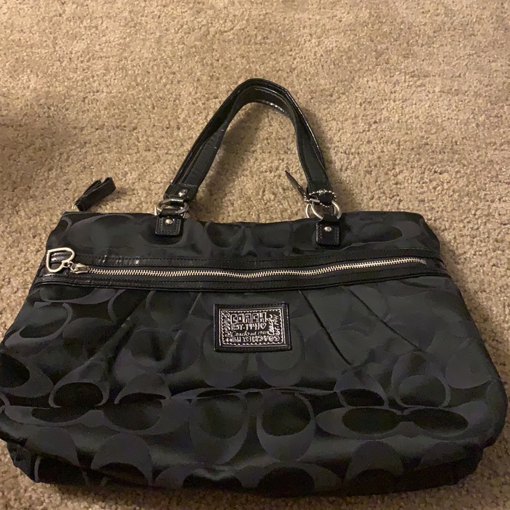 EUC Like New Gorgeous Black Coach Purse!! - Picture 2 of 13